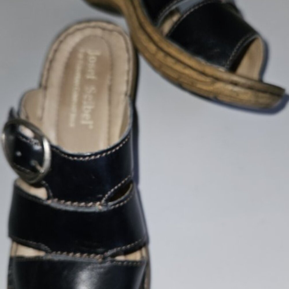 JOSEF SEIBEL Navy Blue 3 Strap Wedge Slip On Sandals Ladies 38 Size 7.5 - Picture 4 of 5